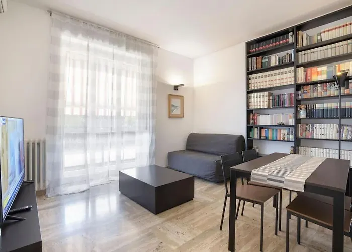 Appartamento Comodo, Luminoso E Accogliente